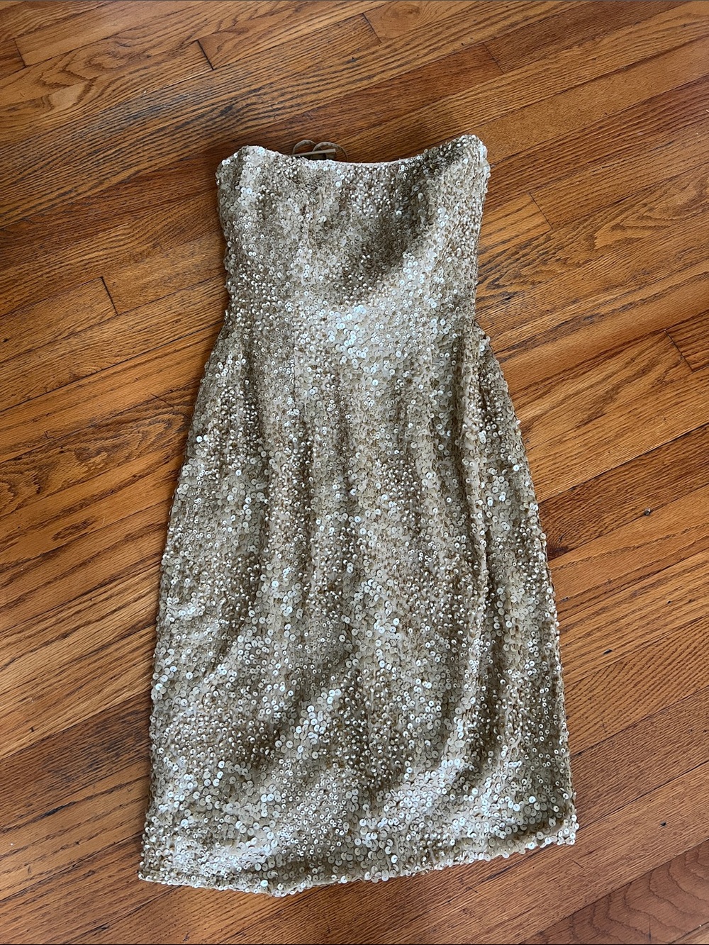 NWT Gilar Strapless Sequin Size 2 Party Dress in Gold